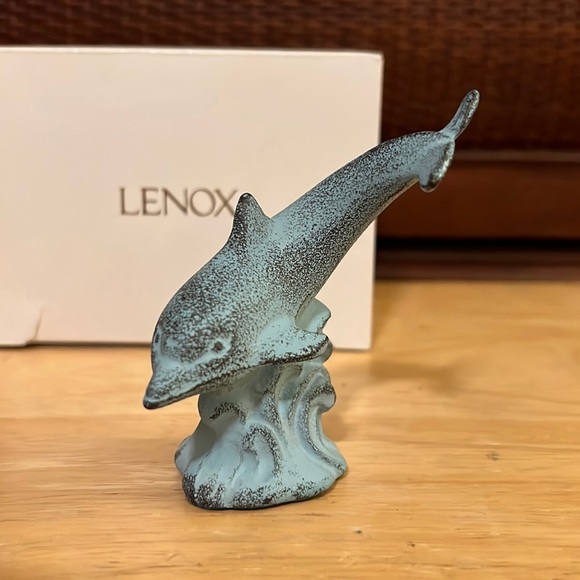 COLLECTIBLE LENOX CHINA DOLPHIN•NEW IN BOX - Picture 1 of 7